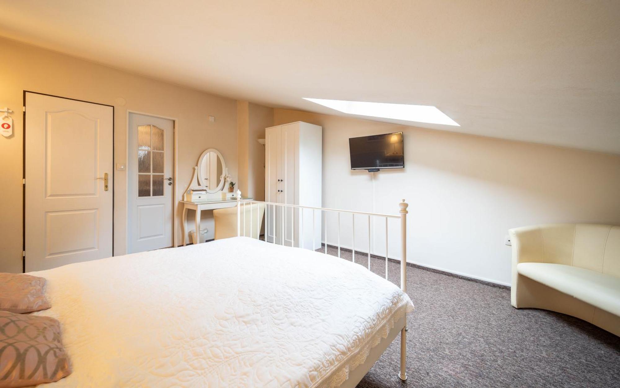 Hotel Na Skalkach Nový Jičín المظهر الخارجي الصورة